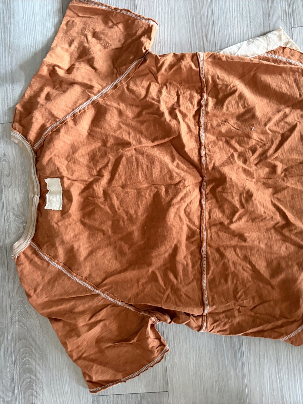 2 patchwork T-shirts - Picture 4 of 4